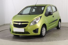 Chevrolet Spark - 2012