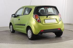 Chevrolet Spark - 2012