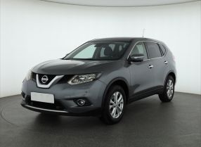 Nissan X-Trail - 2015