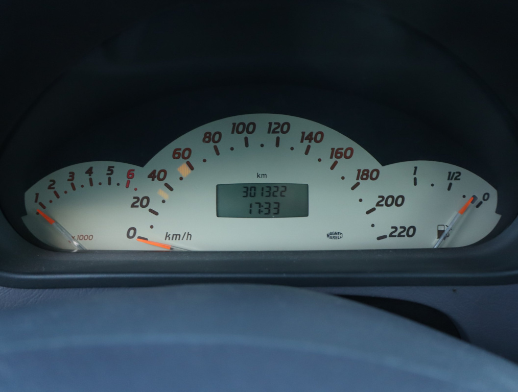 Mercedes-Benz A