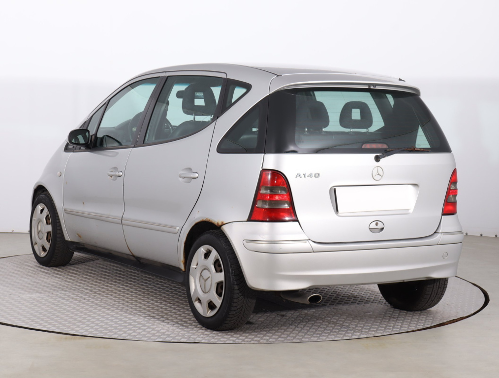 Mercedes-Benz A