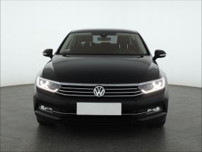 Volkswagen Passat - 2017