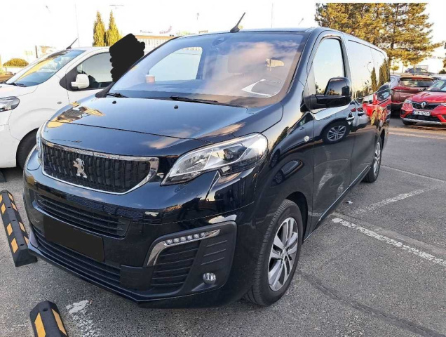 Peugeot Traveller 2022