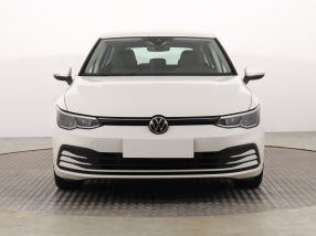 Volkswagen Golf - 2021