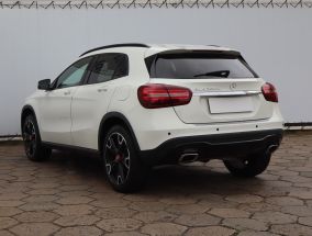 Mercedes-Benz GLA - 2017