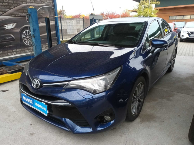 Toyota Avensis 2015
