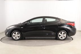 Hyundai Elantra - 2012