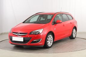 Opel Astra - 2012
