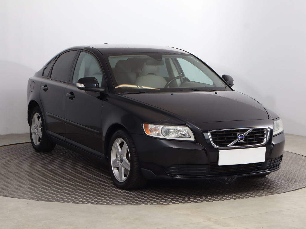 Volvo S40
