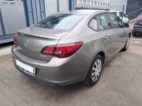 Opel Astra - 2016