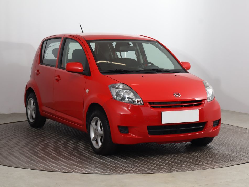 Daihatsu Sirion - 2012