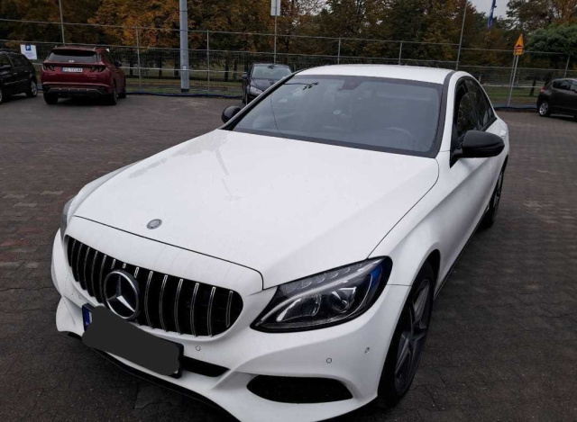 Mercedes-Benz C 2015