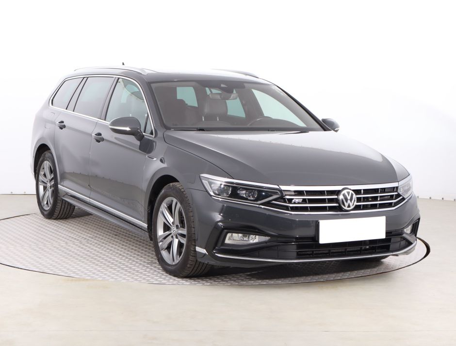 Volkswagen Passat - 2020