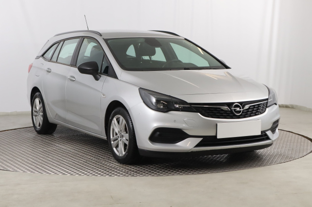 Opel Astra 2021