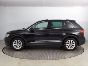 Volkswagen Tiguan - 2020