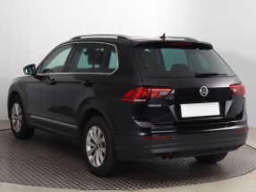 Volkswagen Tiguan - 2020