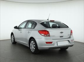 Chevrolet Cruze - 2012