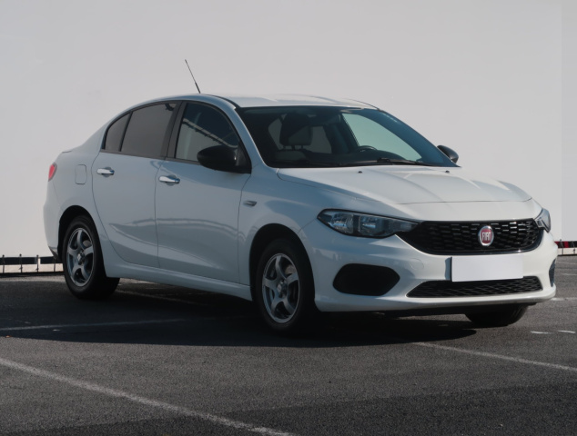 Fiat Tipo, 2016