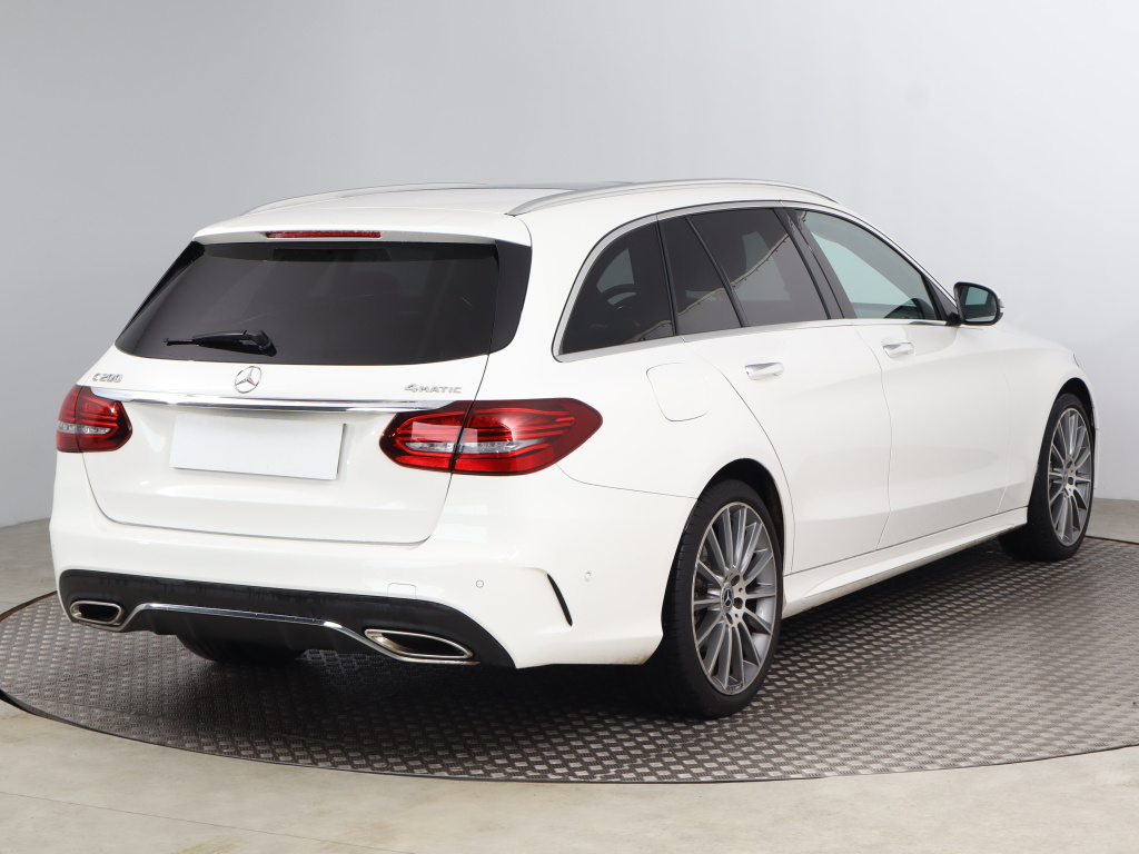 Mercedes-Benz C