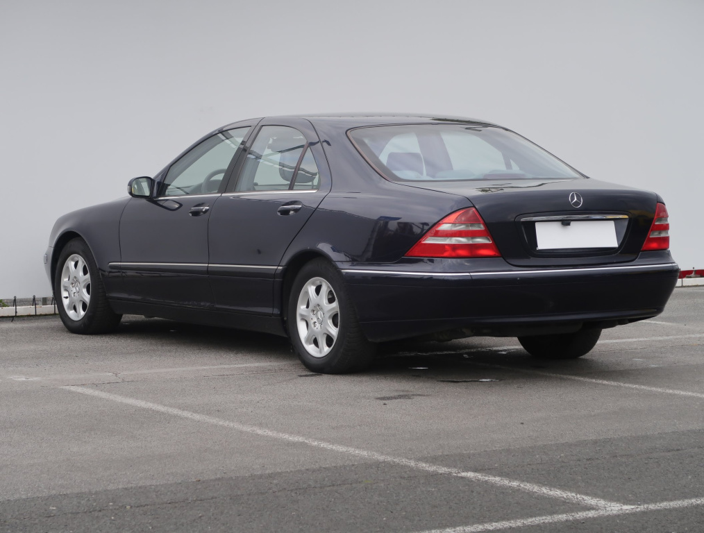 Mercedes-Benz S