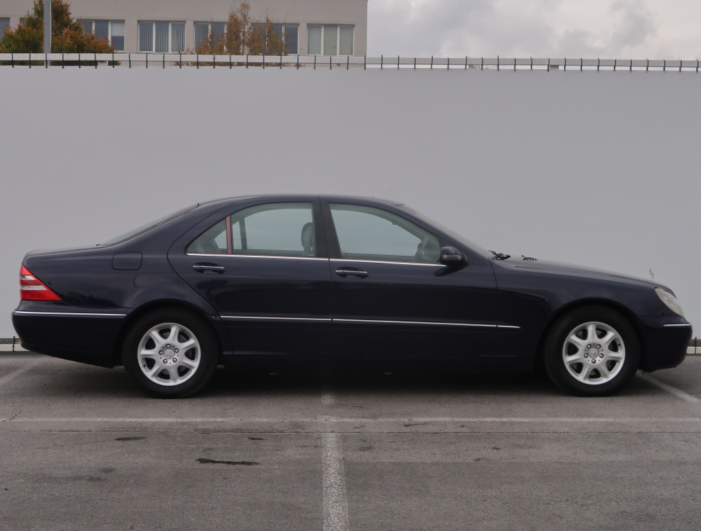 Mercedes-Benz S