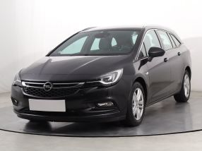 Opel Astra - 2016