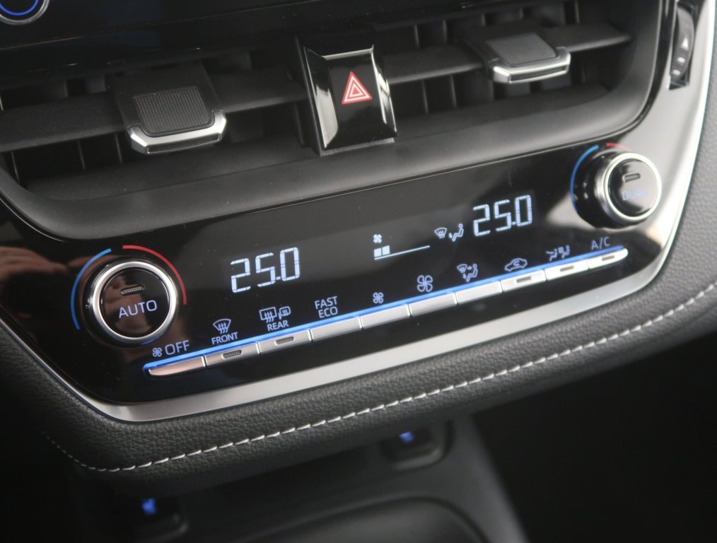 Suzuki Swace