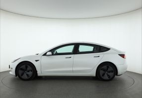 Tesla Model 3 - 2021