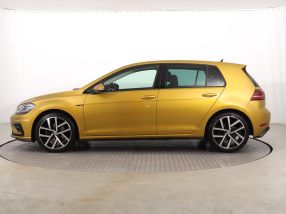 Volkswagen Golf - 2017