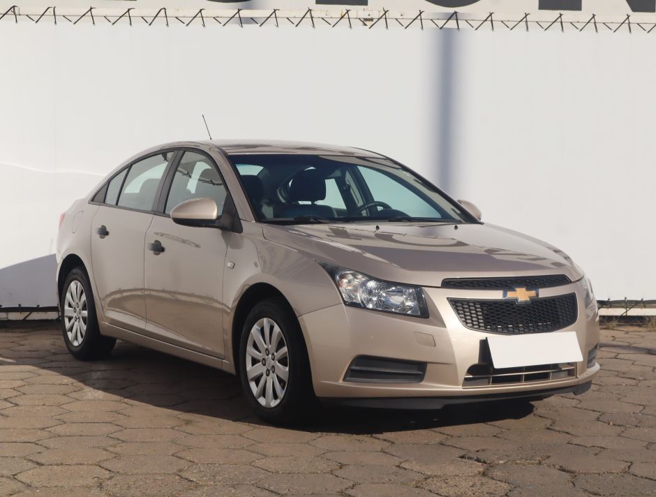Chevrolet Cruze - 2012