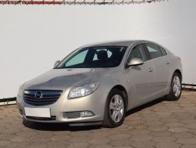 Opel Insignia - 2012