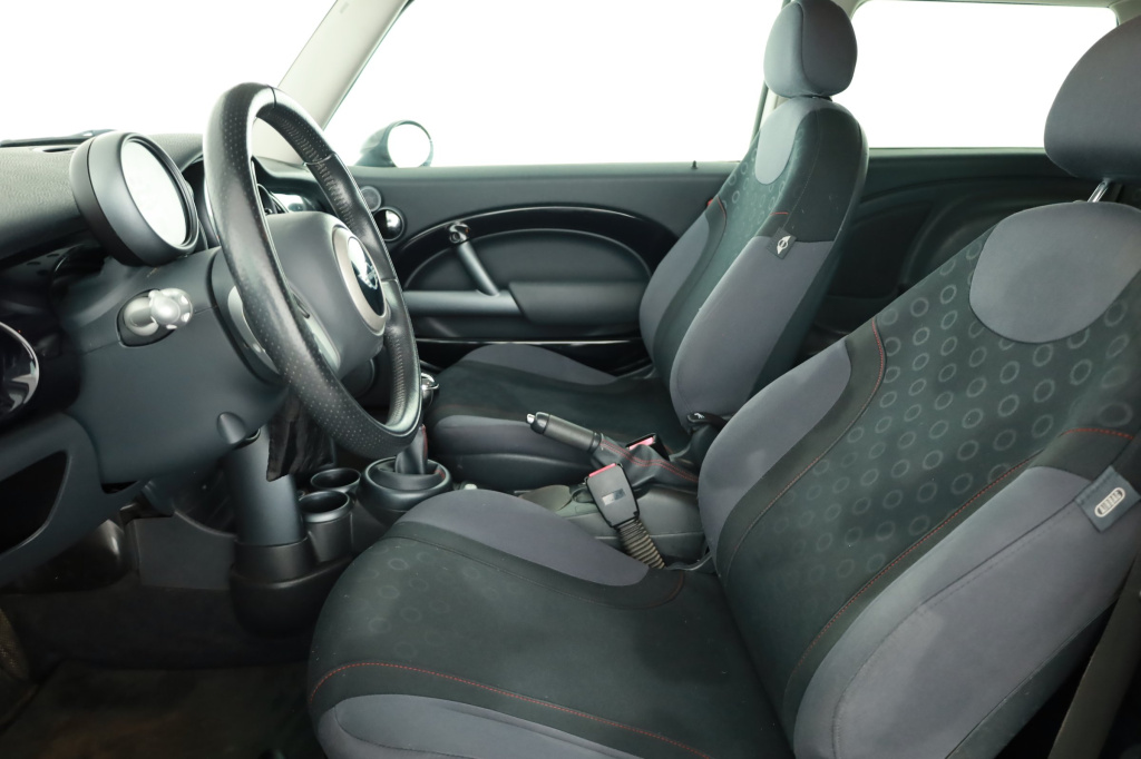 MINI 3-door