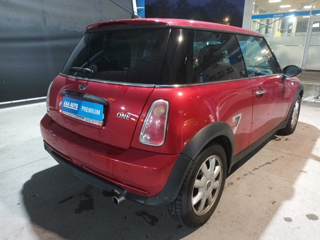 MINI 3-door