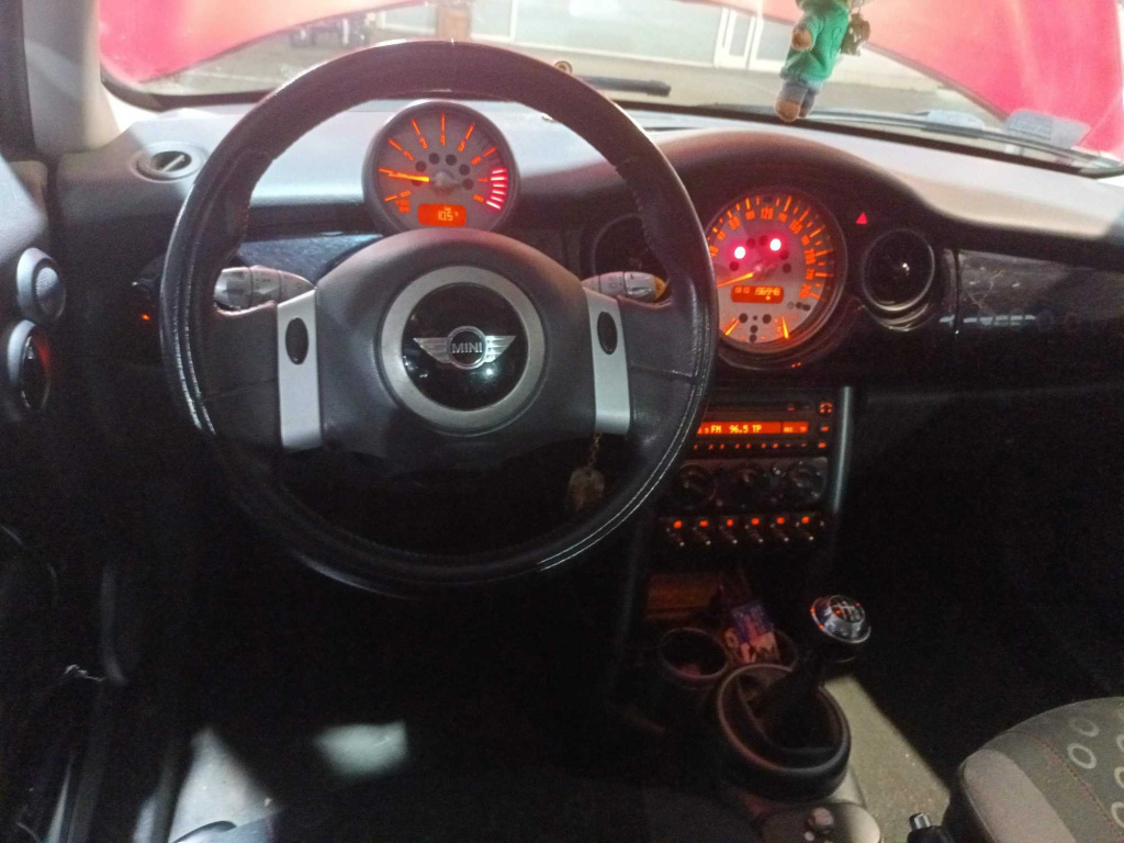 MINI 3-door
