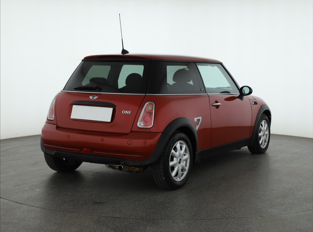 MINI 3-door