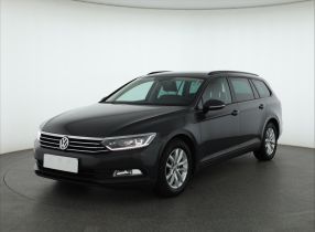 Volkswagen Passat - 2015