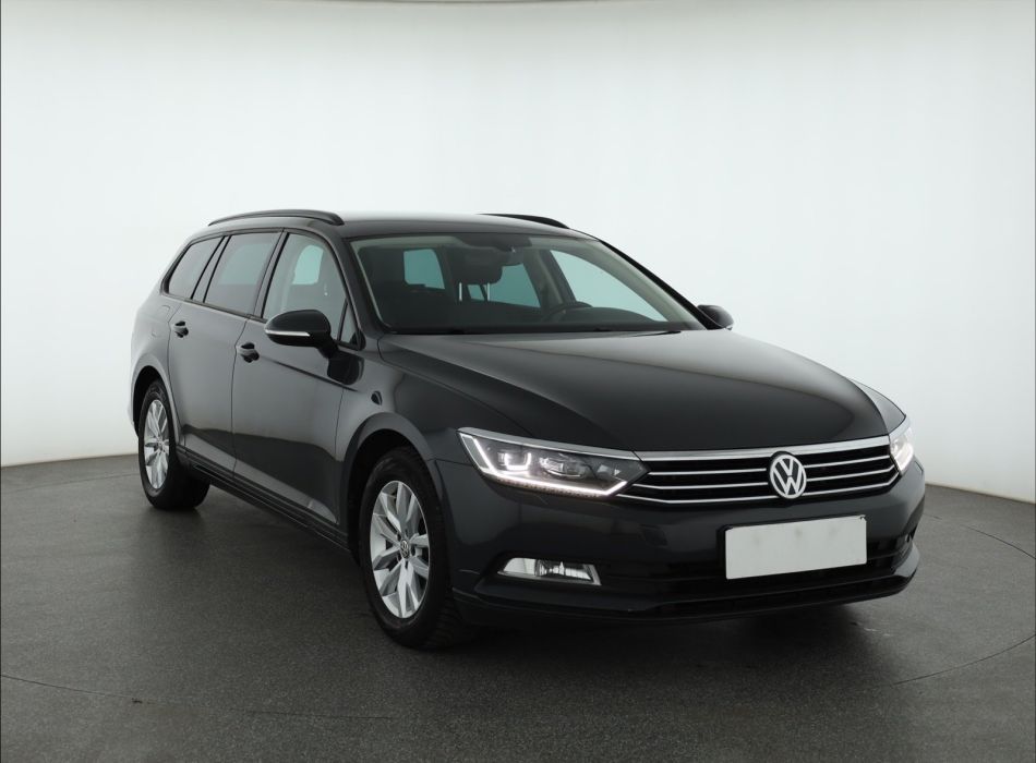 Volkswagen Passat - 2015