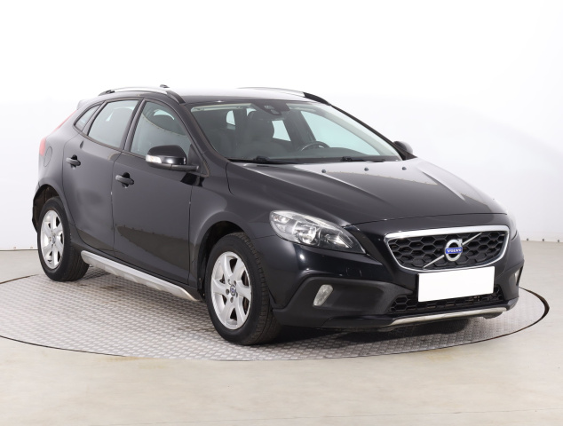 Volvo V40 Cross Country, 2015