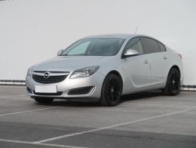 Opel Insignia - 2016