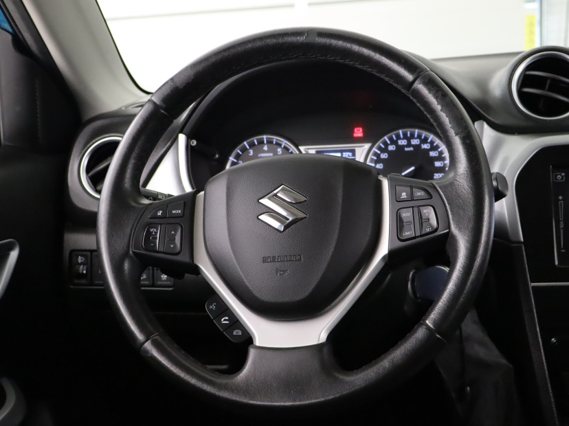 Suzuki Vitara, 2015