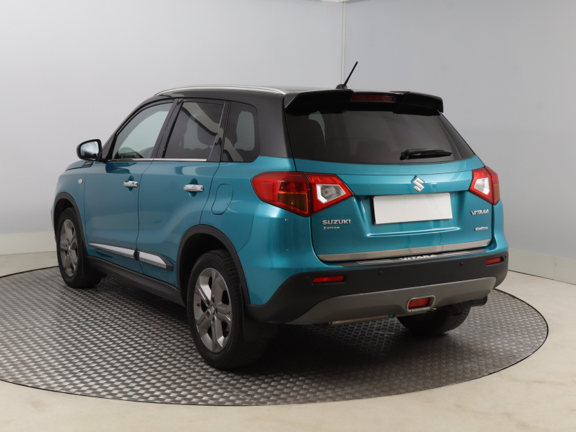 Suzuki Vitara, 2015
