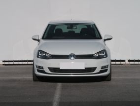Volkswagen Golf - 2014