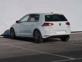 Volkswagen Golf - 2014