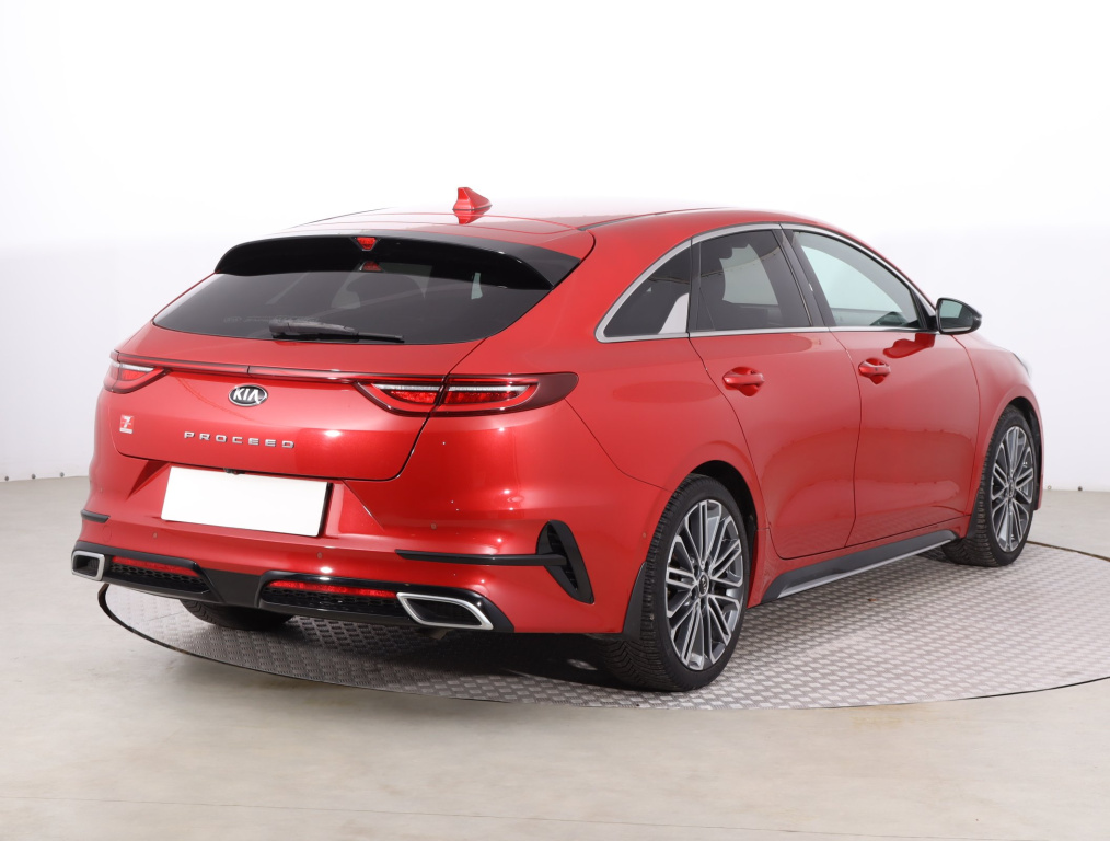 Kia ProCeed