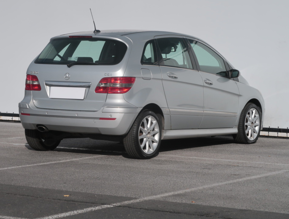 Mercedes-Benz B