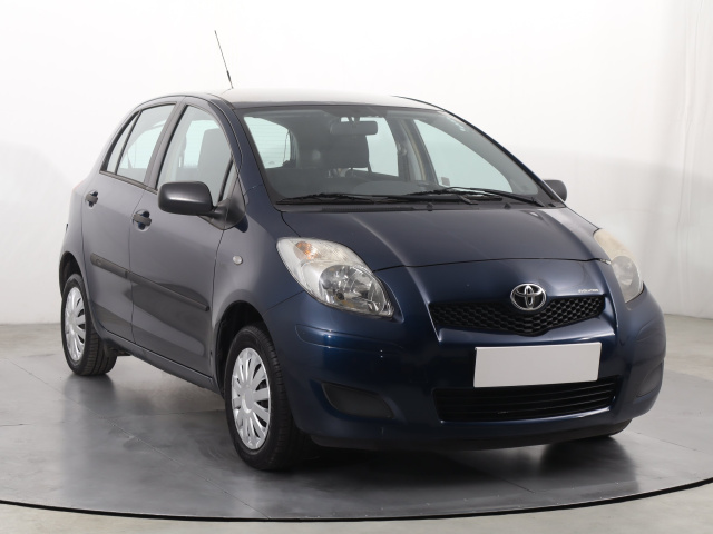 Toyota Yaris, 2011