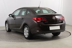 Opel Astra - 2015