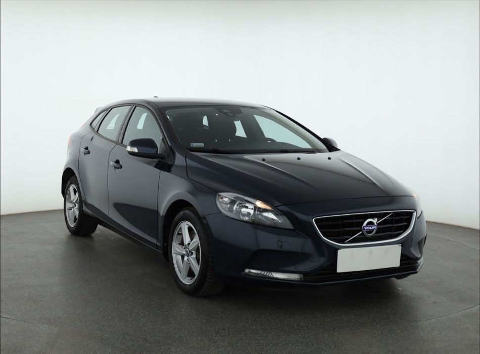 Volvo V40 - 2015