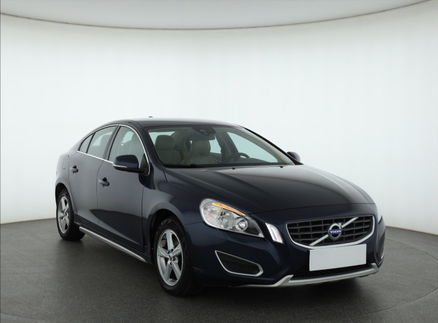 Volvo S60 2011