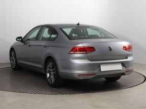 Volkswagen Passat - 2018